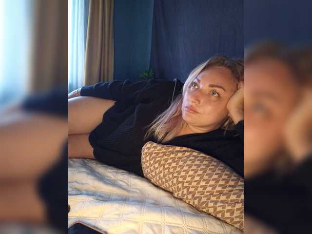 Tanysha-1 live cam on BongaCams