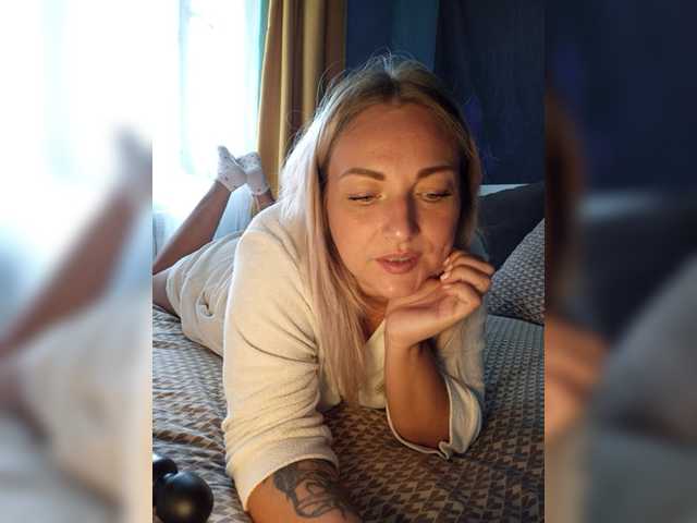 Tanysha-1 live webcam show