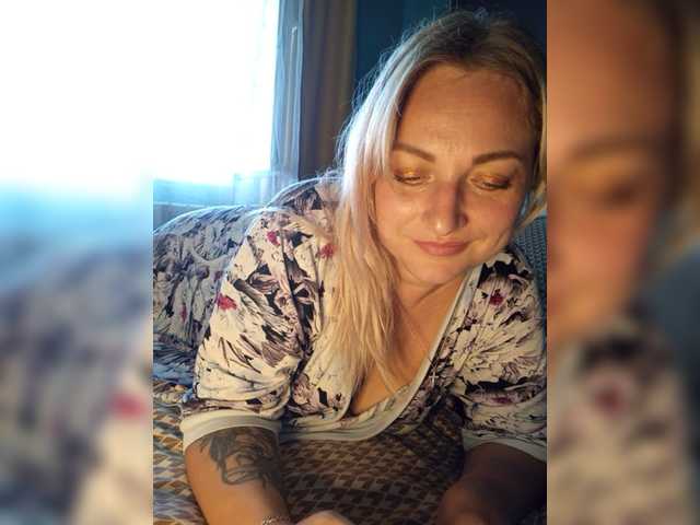 Tanysha-1 live webcam show