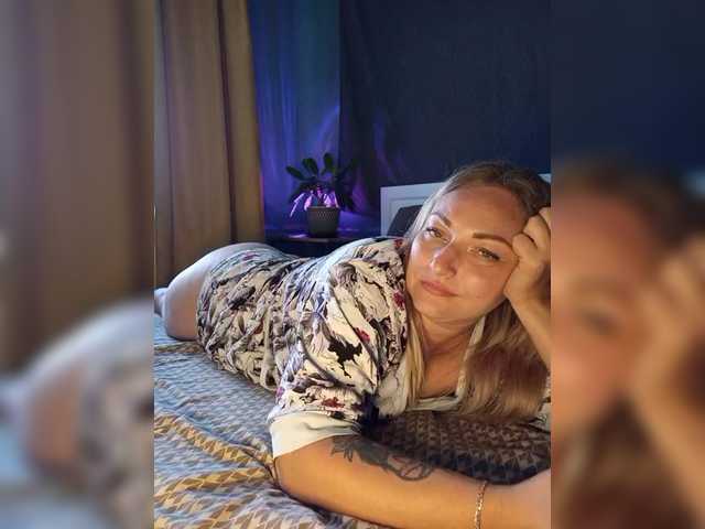 Tanysha-1 live webcam show