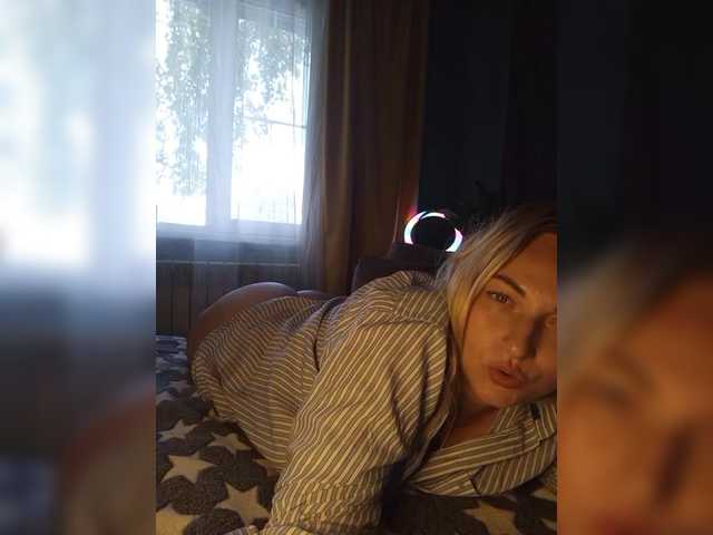 Tanysha-1 live cam preview