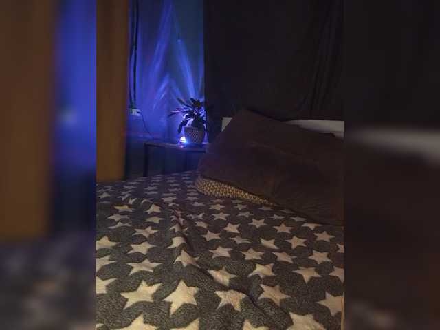 Tanysha-1 live cam on BongaCams