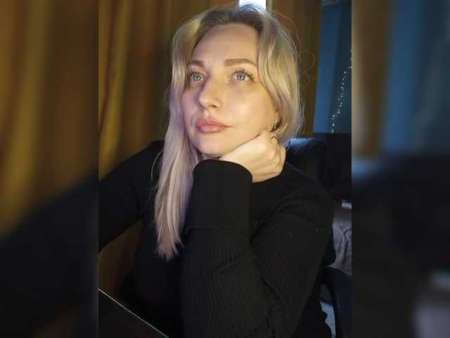 Tanysha-1's BongaCams show and profile