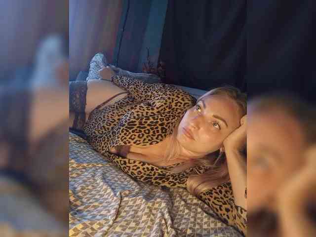 Tanysha-1 webcam