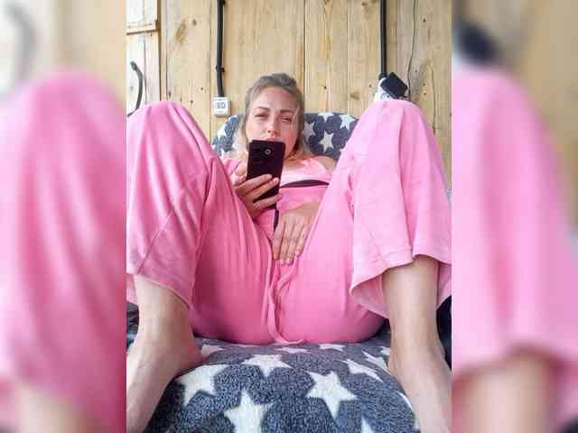 Tanysha-1 webcam