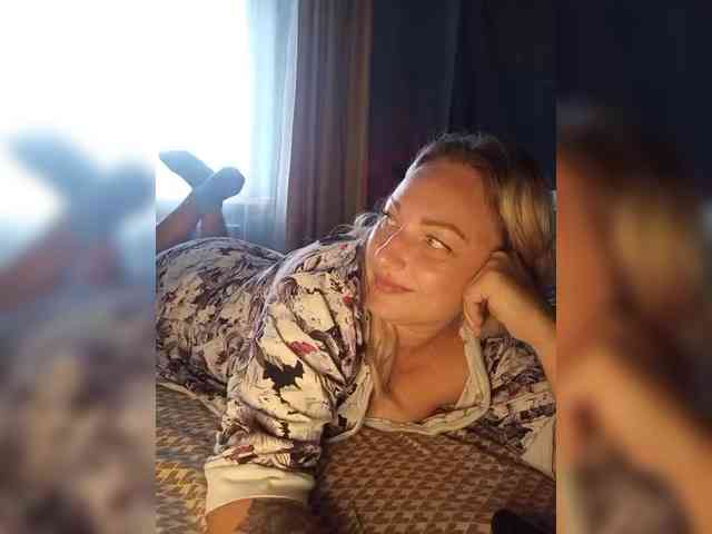 Tanysha-1 webcam