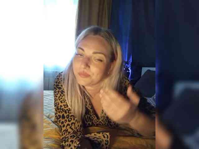Tanysha-1 webcam