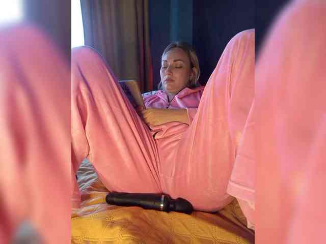 Tanysha-1 webcam