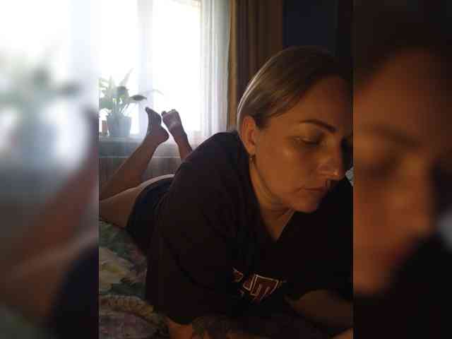 Tanysha-1 webcam