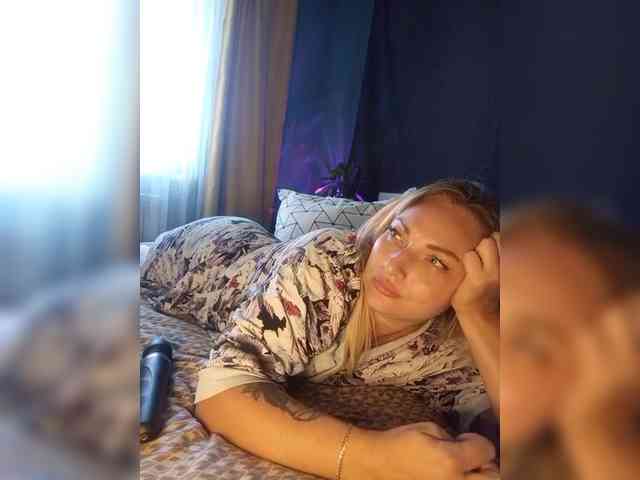 Tanysha-1 webcam