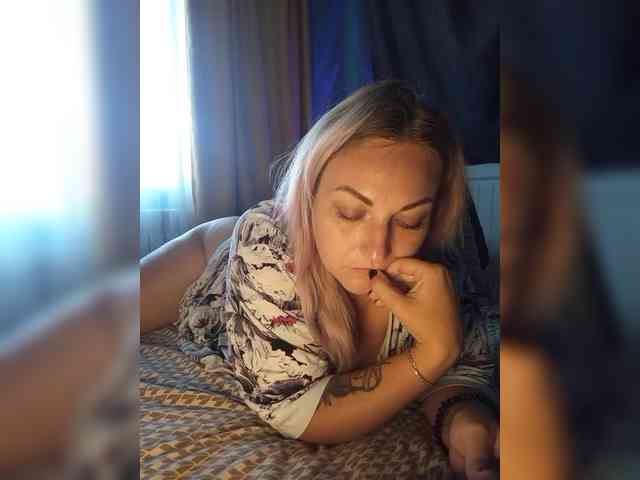 Tanysha-1 webcam