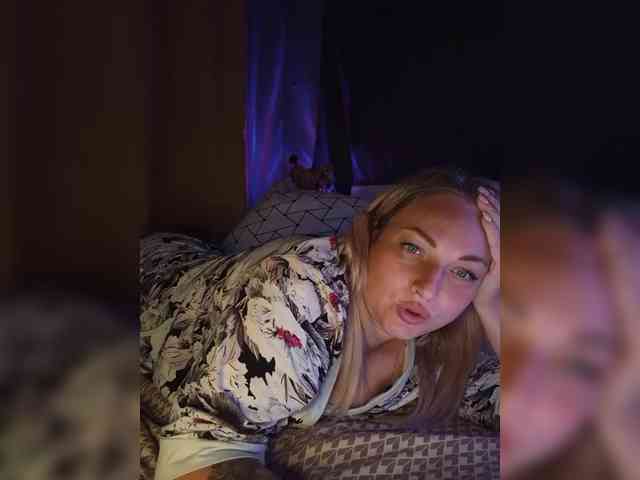 Tanysha-1 webcam