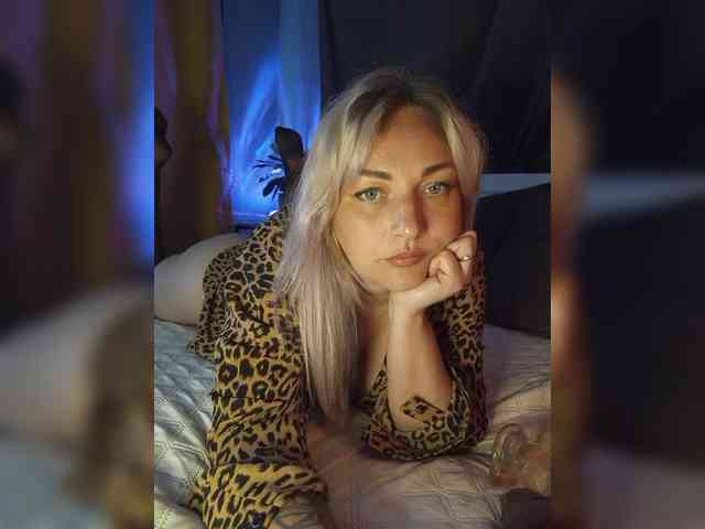 Tanysha-1 Live Webcam on BongaCams