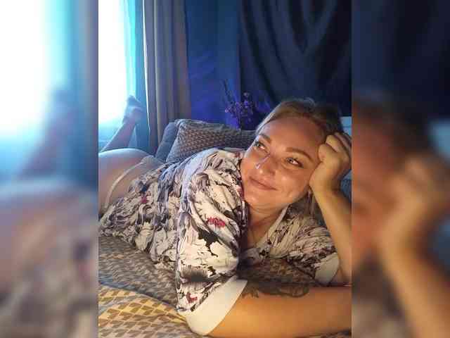 Tanysha-1 webcam
