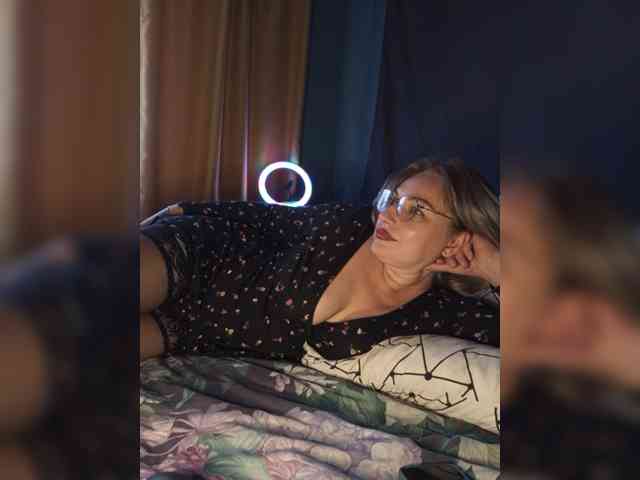 Tanysha-1 webcam