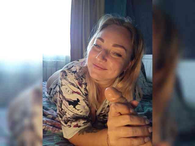 Tanysha-1 webcam