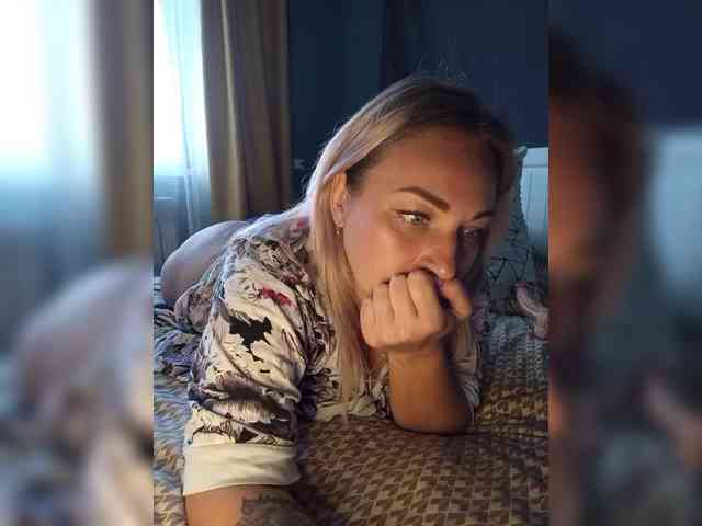 Tanysha-1 webcam
