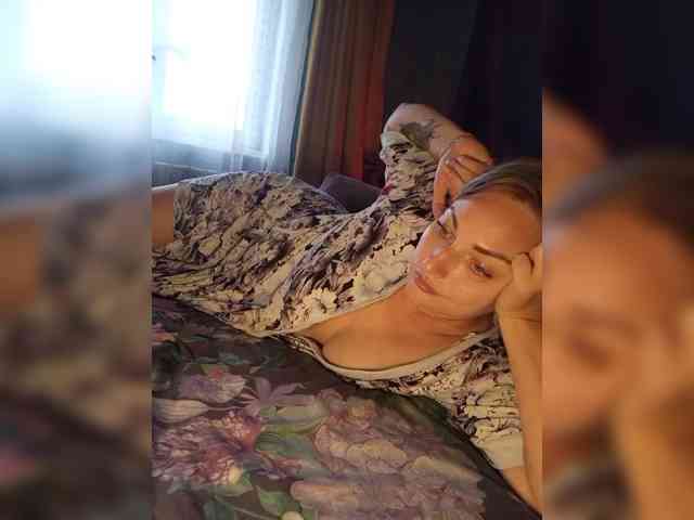 Tanysha-1 webcam