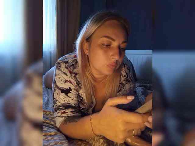 Tanysha-1 webcam