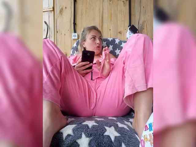 Tanysha-1 webcam