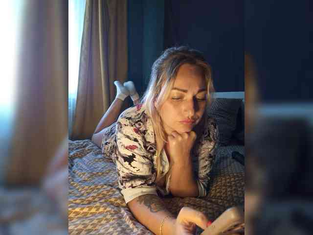 Tanysha-1 webcam