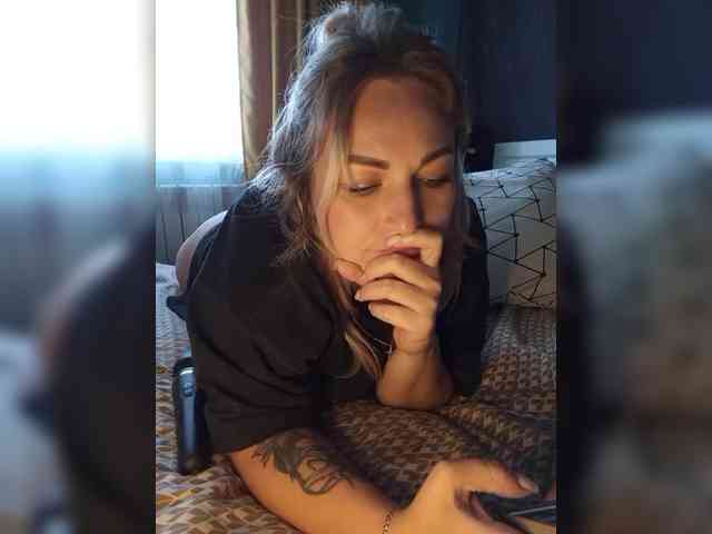 Tanysha-1 webcam