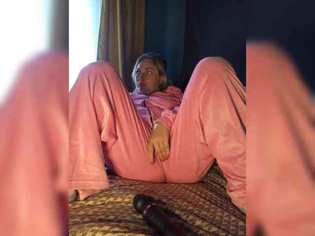 Tanysha-1 webcam