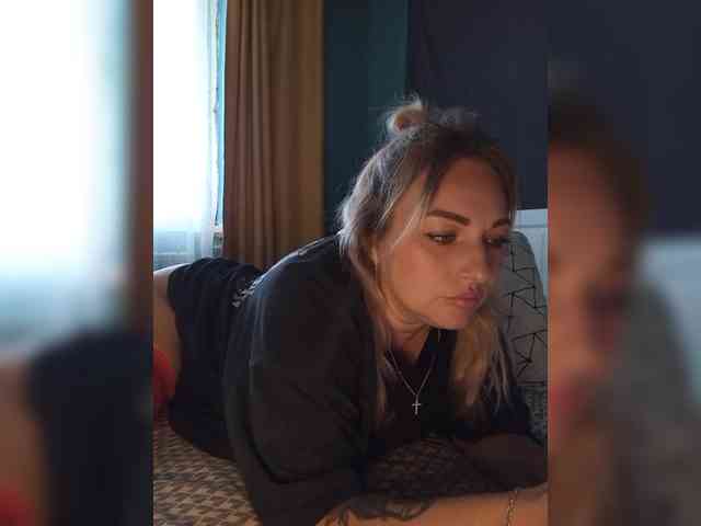 Tanysha-1 webcam