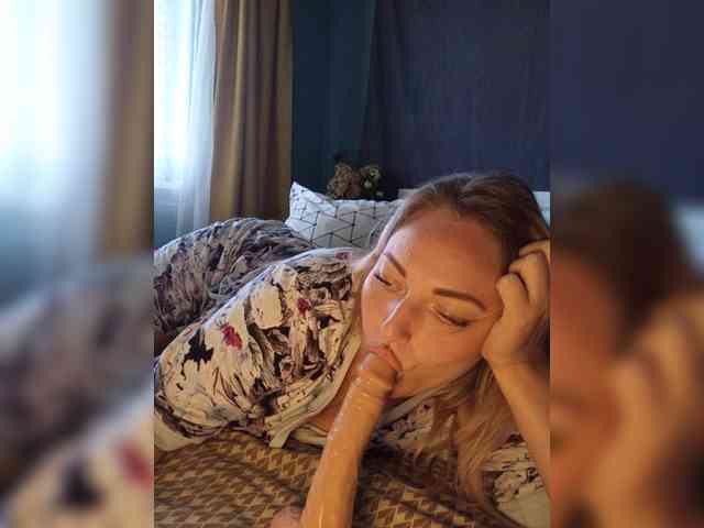 Tanysha-1 Live Webcam on BongaCams
