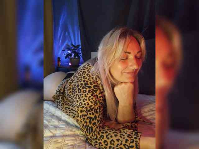 Tanysha-1 webcam