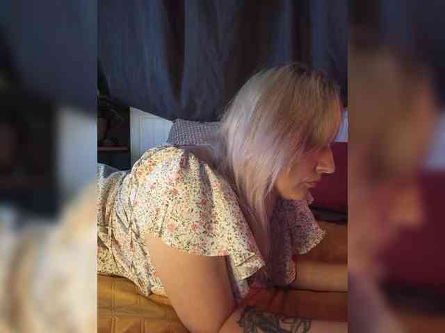 Tanysha-1 webcam