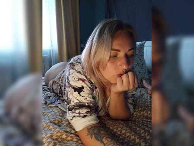 Tanysha-1 webcam