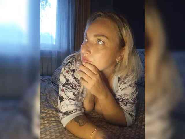 Tanysha-1 webcam