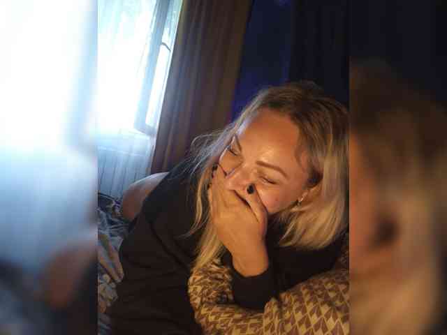 Tanysha-1 webcam