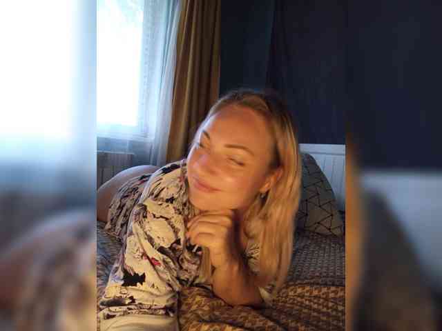 Tanysha-1 webcam