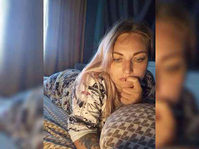 Tanysha-1 webcam