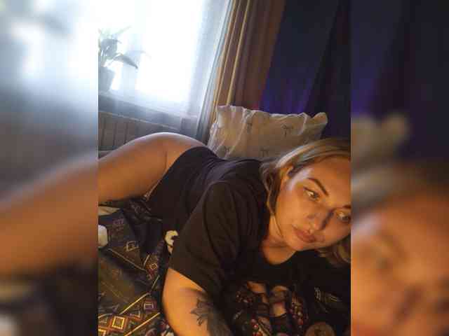 Tanysha-1 webcam