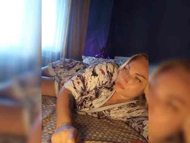 Tanysha-1 webcam