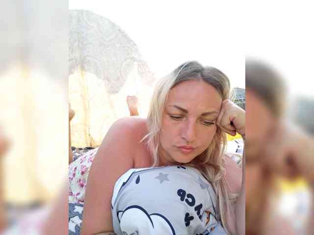 Tanysha-1 webcam