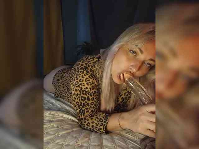 Tanysha-1 webcam