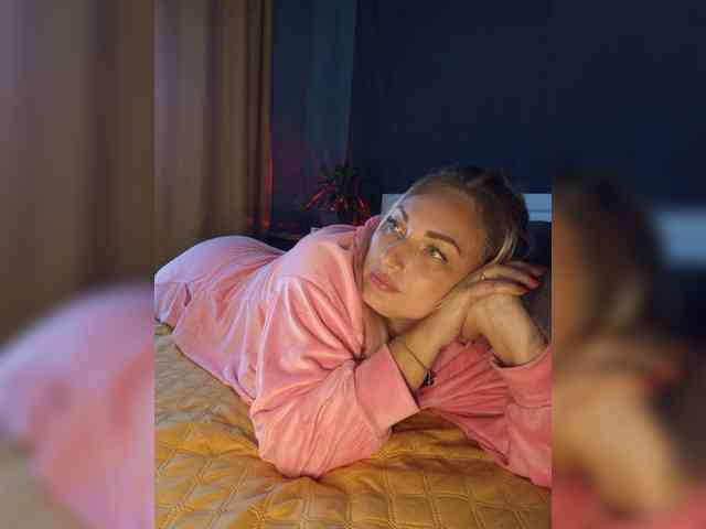 Tanysha-1 webcam