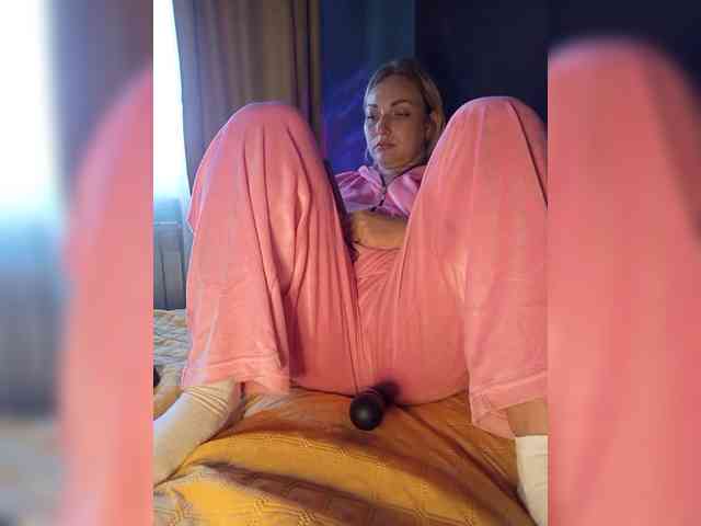 Tanysha-1 webcam