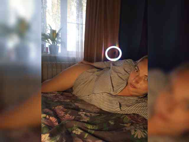 Tanysha-1 webcam