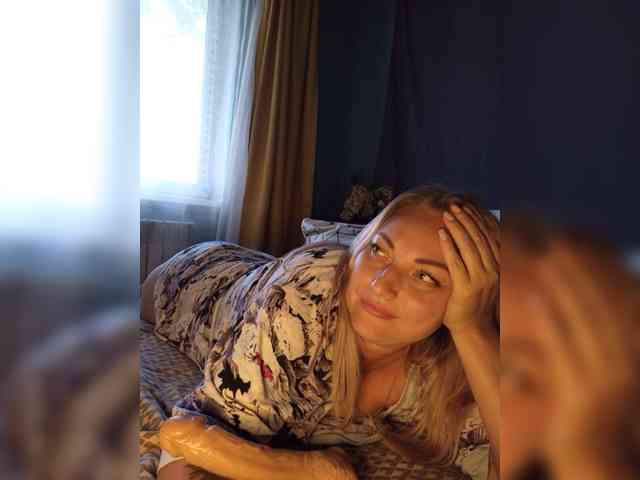 Tanysha-1 webcam
