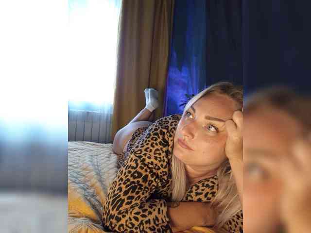 Tanysha-1 webcam