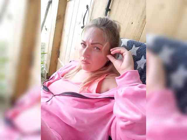 Tanysha-1 webcam