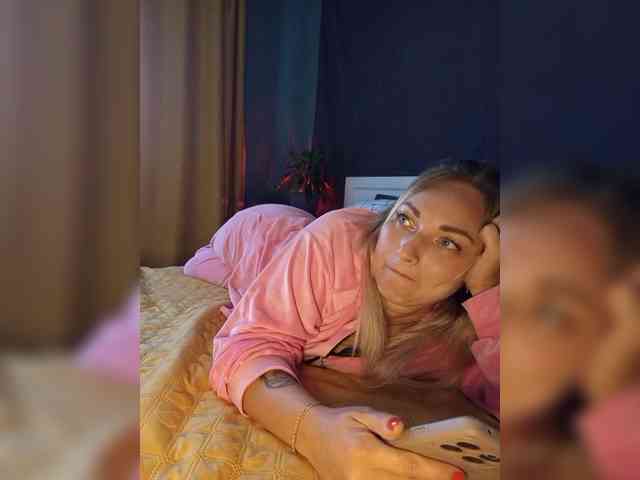 Tanysha-1 webcam