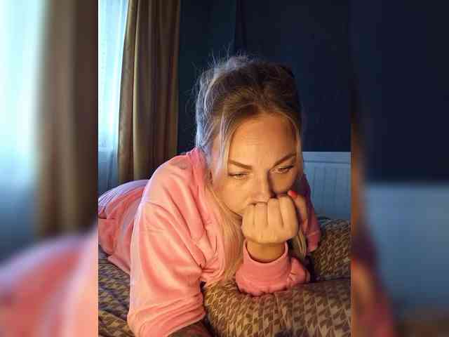 Tanysha-1 webcam