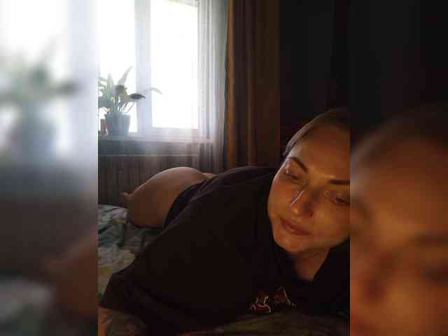 Tanysha-1 webcam
