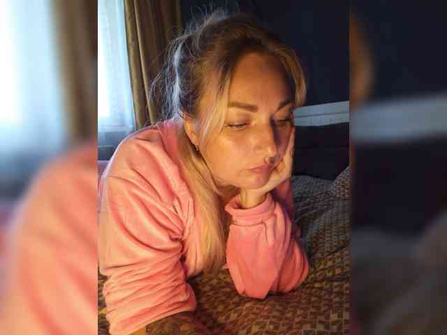Tanysha-1 webcam